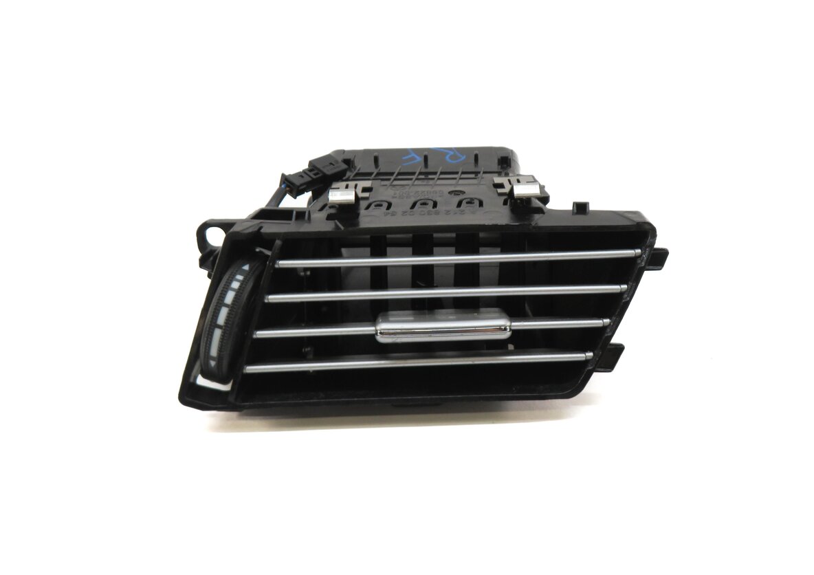Thumbnail 2: 2010 MERCEDES E350 (W212) RIGHT FRONT PASSENGER DASH HEATER A/C AIR VENT