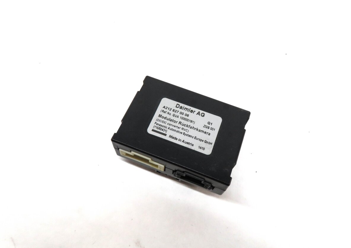 2010-2014 MERCEDES C E CLS CLASS (W204 W212 C218) REARVIEW CAMERA CONTROL MODULE