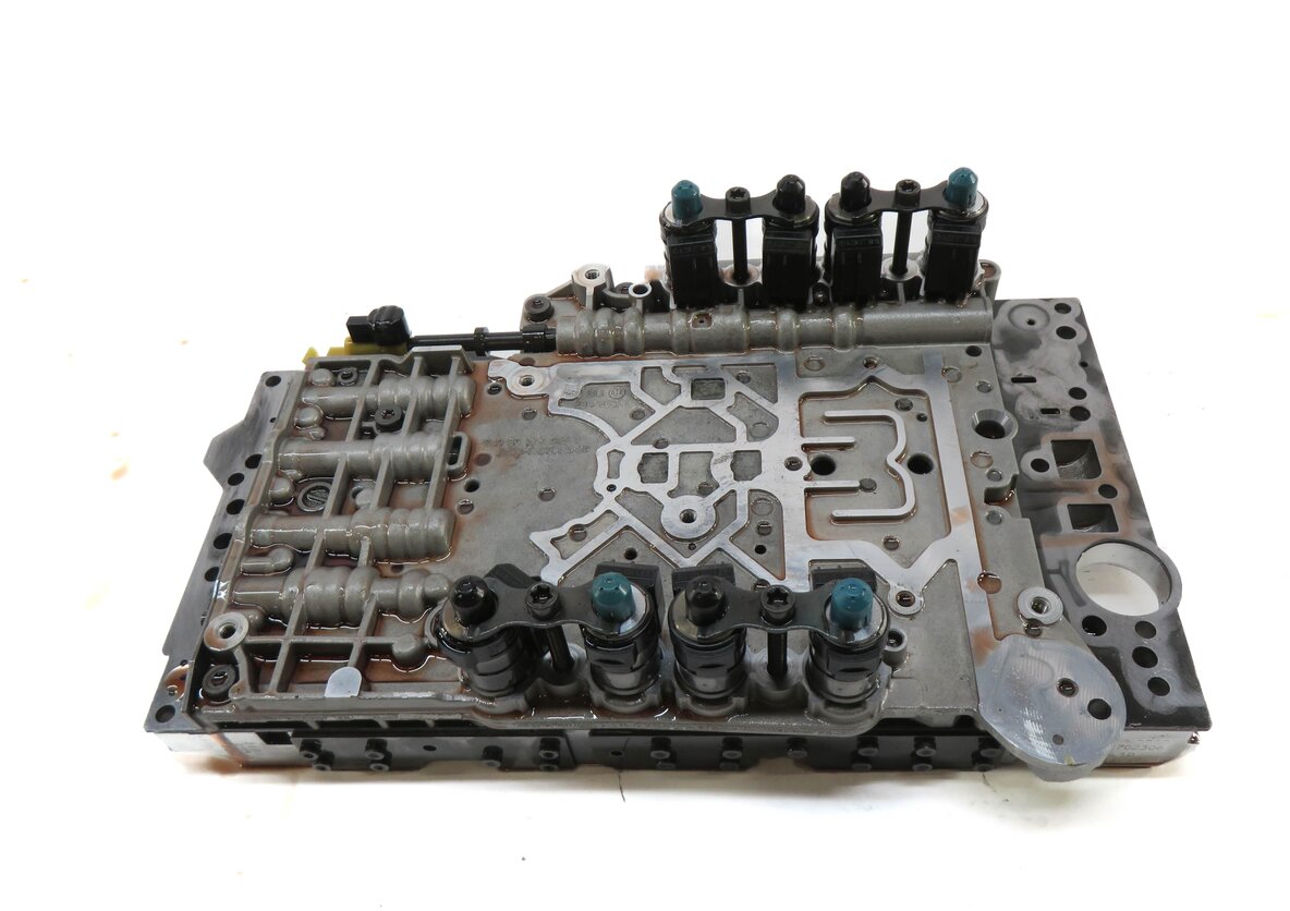 Thumbnail 2: 2010-2011 MERCEDES E350 (W212) RWD 722.9 A/T TRANSMISSION VALVE BODY BLOCK