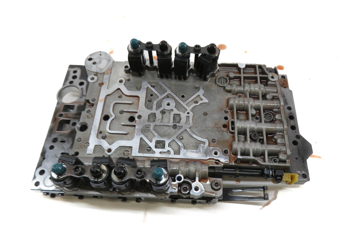 Thumbnail 3: 2010-2011 MERCEDES E350 (W212) RWD 722.9 A/T TRANSMISSION VALVE BODY BLOCK