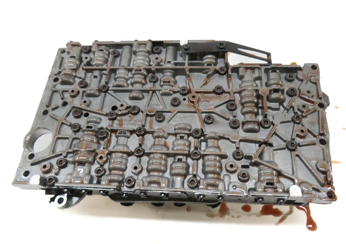 Thumbnail 5: 2010-2011 MERCEDES E350 (W212) RWD 722.9 A/T TRANSMISSION VALVE BODY BLOCK