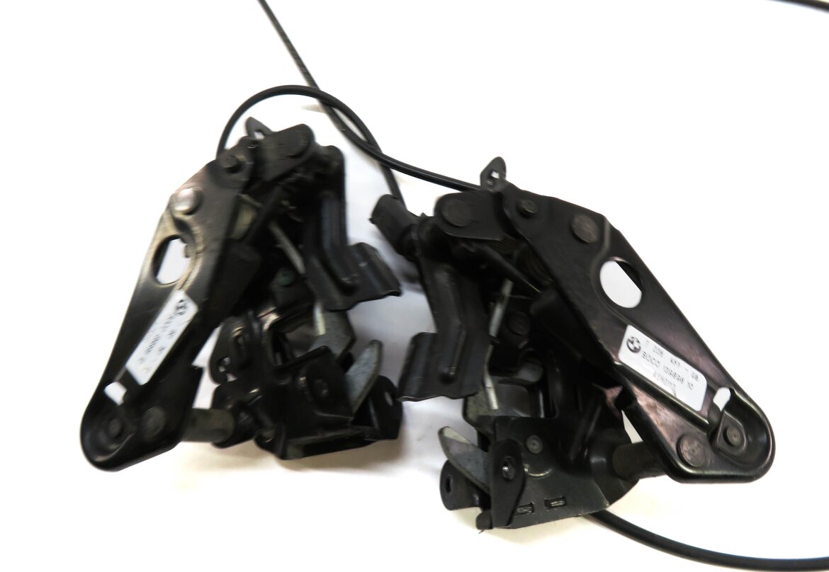 Thumbnail 5: 2013 BMW 750i (F01) FRONT LEFT & RIGHT LOWER HOOD LOCK LATCH SET w/ CABLE