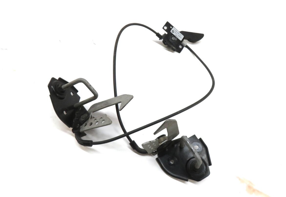 2013 BMW 750i (F01) FRONT HOOD SAFETY LATCH CATCH HOOK SET w/ RELEASE LEVER