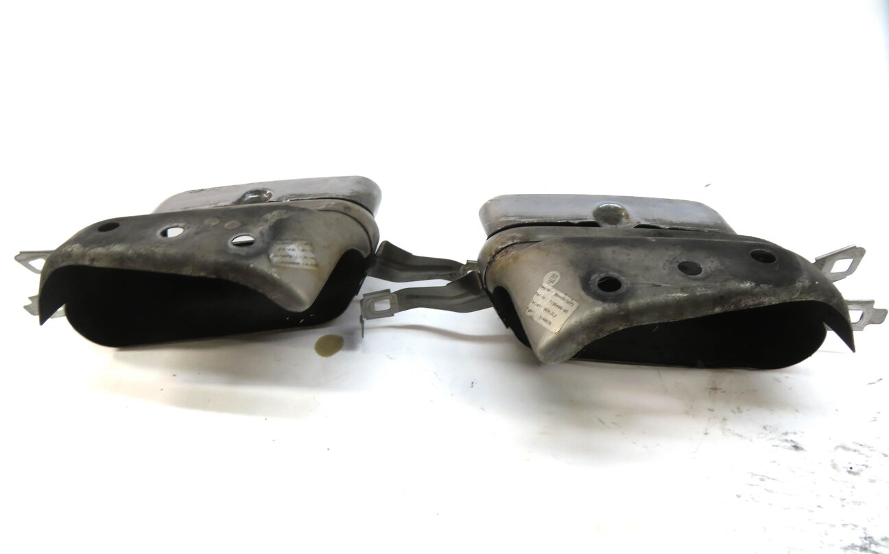 Thumbnail 3: 2013-2015 BMW 750i (F01 F02) LEFT & RIGHT REAR EXHAUST TIP SET-2