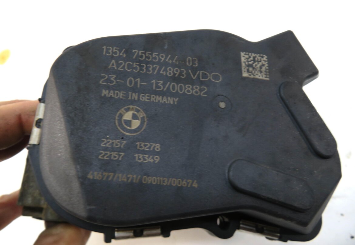 Thumbnail 10: 08-18 BMW 5 7 X5 X6 X5M X6M (F01 F10 F12 F15 F16) 4.4L N63 S63 THROTTLE BODY SET