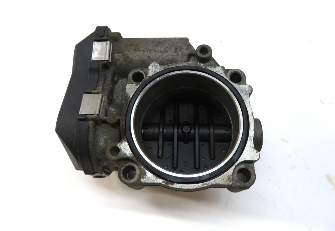 Thumbnail 4: 08-18 BMW 5 7 X5 X6 X5M X6M (F01 F10 F12 F15 F16) 4.4L N63 S63 THROTTLE BODY SET