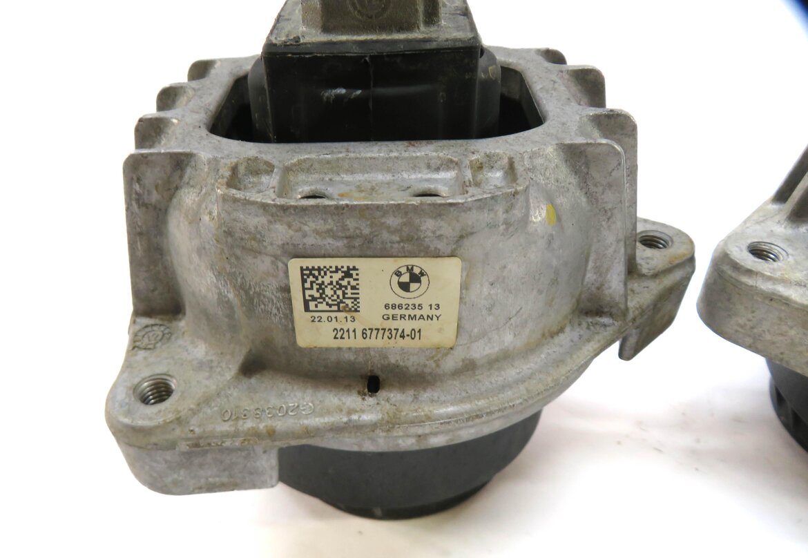 Thumbnail 5: 2013 BMW 750i (F01) 4.4L N63 V8 ENGINE LEFT & RIGHT MOTOR MOUNT SET-2