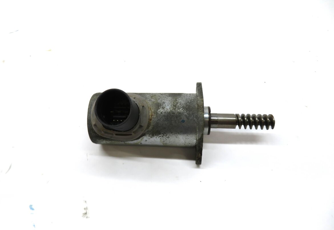 Thumbnail 2: 2013 BMW 750i (F01) 4.4L N63 V8 ENGINE VVT ECCENTRIC CAMSHAFT ACTUATOR MOTOR