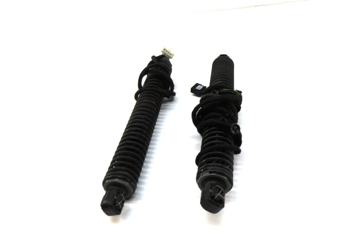 Thumbnail 2: 2013 BMW 750i (F01) LEFT & RIGHT REAR TRUNK SHOCK STRUT SET-2 (ELECTRIC)
