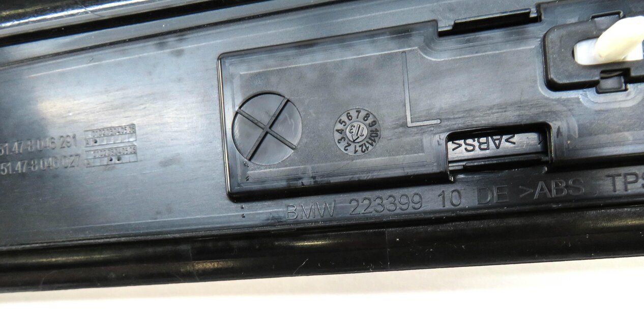 Thumbnail 11: 2013 BMW 750i (F01) FRONT & RIGHT DOOR SILL SCUFF PANEL TRIM SET ///M-SPORT