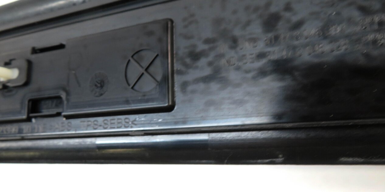 Thumbnail 9: 2013 BMW 750i (F01) FRONT & RIGHT DOOR SILL SCUFF PANEL TRIM SET ///M-SPORT