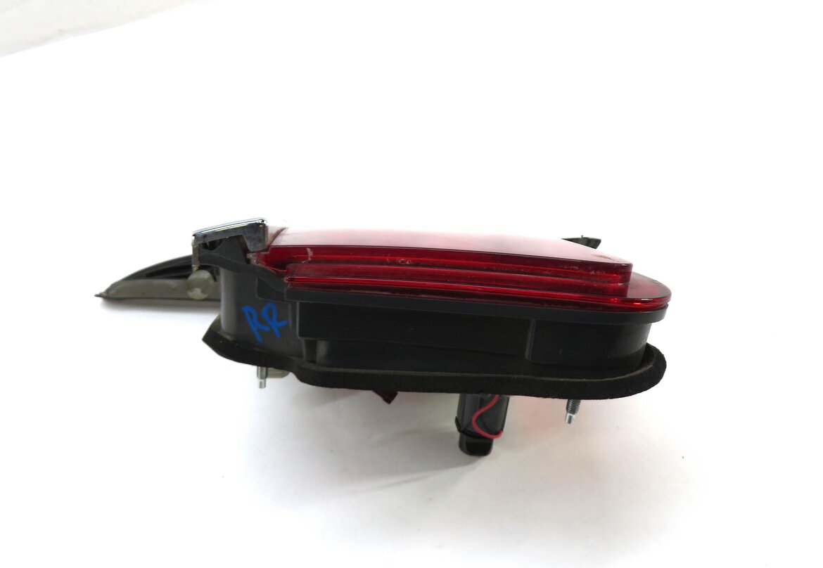Thumbnail 6: 13-15 BMW 7 SERIES F01 F02 F04 RIGHT PASSENGER INNER TRUNK TAILLIGHT LIGHT LAMP