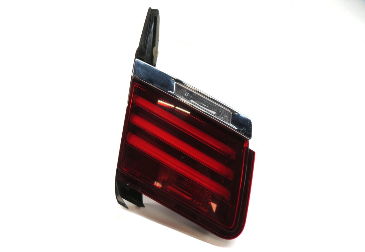 Thumbnail 1: 13-15 BMW 7 SERIES F01 F02 F04 REAR LEFT DRIVER INNER TRUNK TAILLIGHT LIGHT LAMP