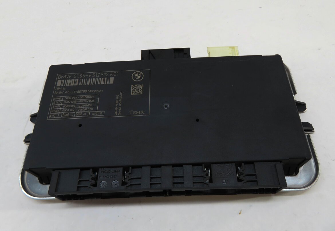 Thumbnail 2: 13-15 BMW 535iGT 550iGT 740i 750i 760i (F01 F02 F07) BODY LIGHT CONTROL MODULE