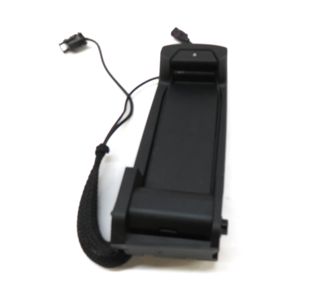 Thumbnail 3: 2013 BMW 750i (F01) FRONT CENTER CONSOLE PHONE DOCK CRADLE