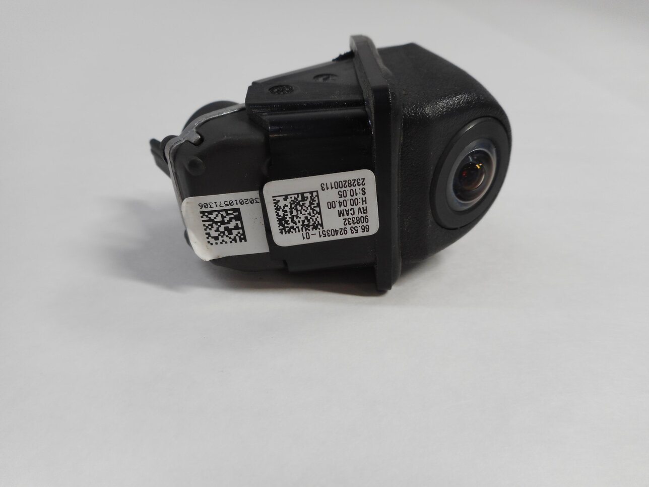 Thumbnail 1: 09-18 BMW 2 3 4 5 7 M5 X3 X5 X6 (F01 F07 F10 F15 F16 F30 F32) REARVIEW CAMERA