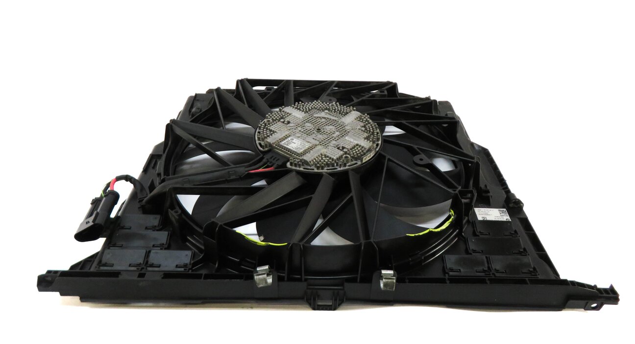 Thumbnail 5: 2010-2018 BMW 550i 550iGT 650i 750i B7 (F01 F06 F10) 850w RADIATOR COOLING FAN