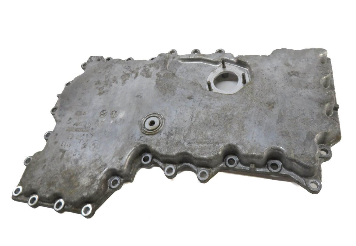 Thumbnail 3: 10-19 BMW 550i 650i 750i (F01 F02 F06 F07 F10 F12) AWD 4.4L ENGINE LOWER OIL PAN