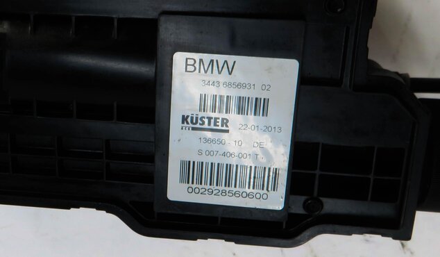 Thumbnail 5: 2013 BMW 750i (F01) EMERGENCY PARKING BRAKE ACTUATOR MOTOR w/ CABLES
