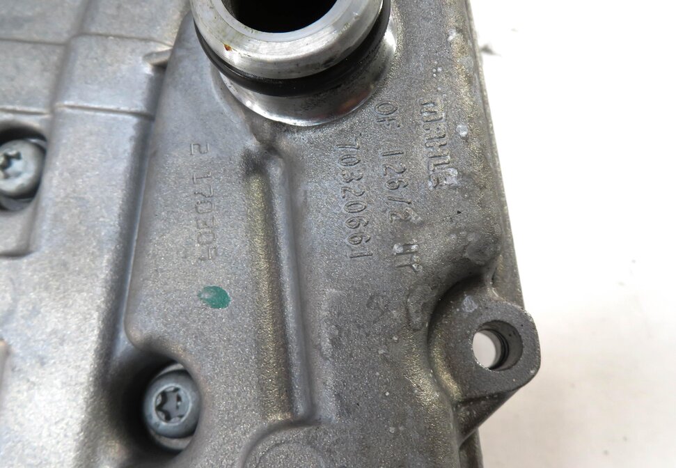 Thumbnail 7: 2009 PORSCHE CAYMAN (987) 2.9L M96 ENGINE OIL COOLER FILTER HOUSING