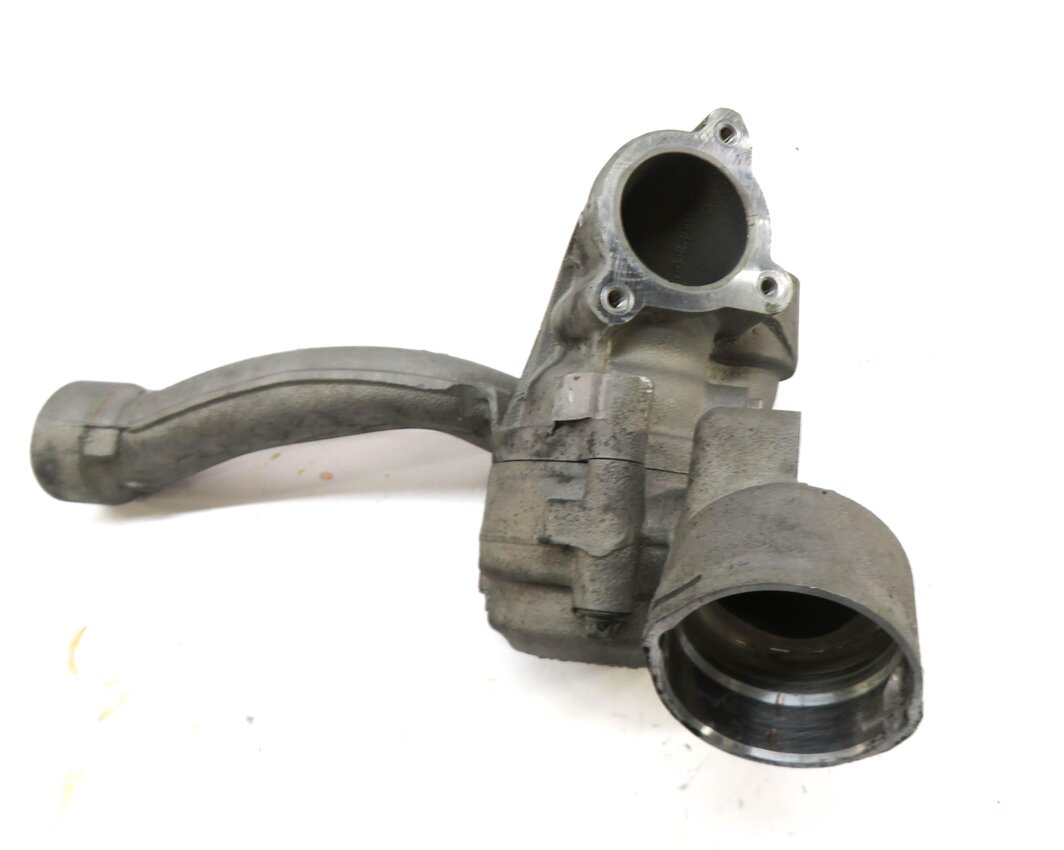 Thumbnail 2: 2009 PORSCHE CAYMAN (987) 2.9L M96 ENGINE THERMOSTAT HOUSING