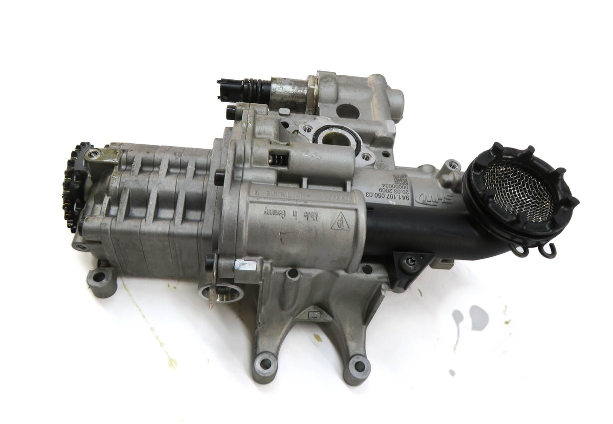 Thumbnail 4: 2009 PORSCHE CAYMAN (987) 2.9L M96 ENGINE OIL OIL PUMP w/ PICKUP