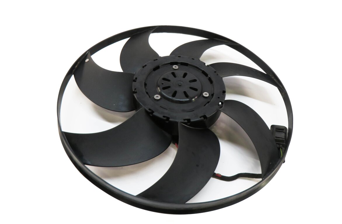 Thumbnail 1: 08-17 MERCEDES B C E CLA CLS GLK SLK (C207 W204 X204 W212) RADIATOR COOLING FAN