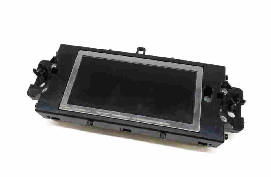 Thumbnail 1: 10-12 MERCEDES GLK350 (X204) FRONT RADIO STEREO MEDIA INFORMATION DISPLAY SCREEN