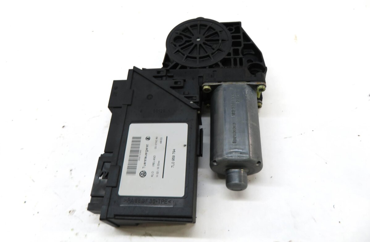 Thumbnail 2: 2003-2010 PORSCHE CAYENNE (955 957) RIGHT REAR DOOR POWER WINDOW MOTOR