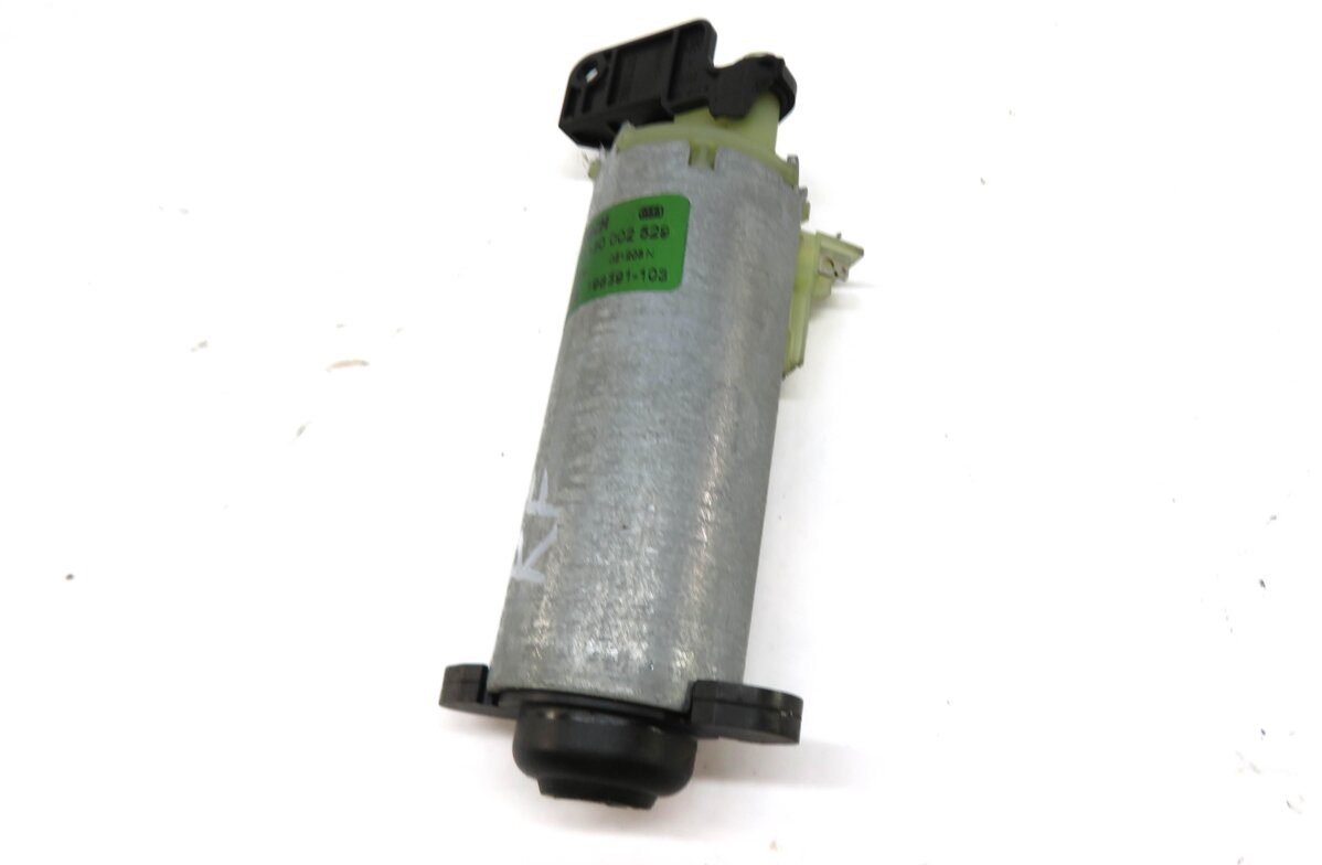 Thumbnail 5: 2004 PORSCHE CAYENNE 955 RIGHT FRONT PASSENGER SEAT ADJUSTMENT ADJUST MOTOR SET