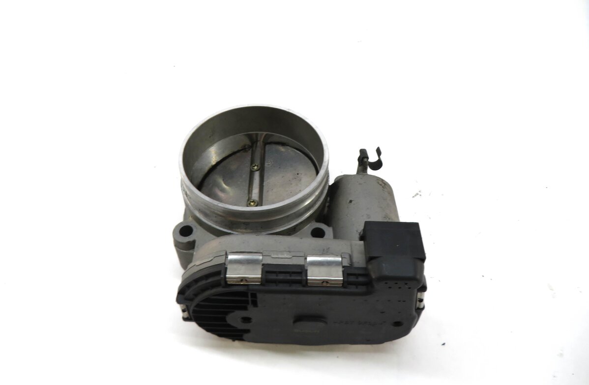 Thumbnail 2: 2004-2006 PORSCHE CAYENNE (955) 3.2L VR6 ENGINE THROTTLE BODY VALVE ASSEMBLY