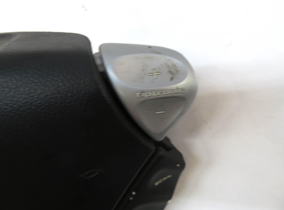 Thumbnail 8: 2003-2004 PORSCHE CAYENNE (955) LEFT DRIVER STEERING WHEEL AIRBAG (BLACK)