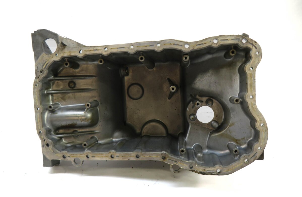 Thumbnail 4: 2004-2006 PORSCHE CAYENNE (955) 3.2L VR6 ENGINE OIL PAN