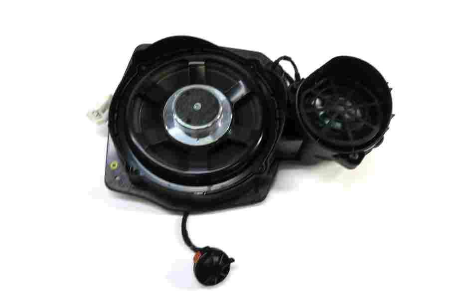 Thumbnail 5: 2007 MERCEDES S550 (W221) RADIO STEREO LOGIC 7 AUDIO SUB SUBWOOFER SPEAKER SET
