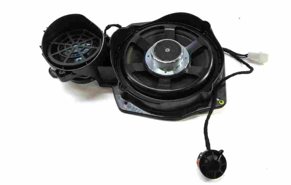 Thumbnail 6: 2007 MERCEDES S550 (W221) RADIO STEREO LOGIC 7 AUDIO SUB SUBWOOFER SPEAKER SET