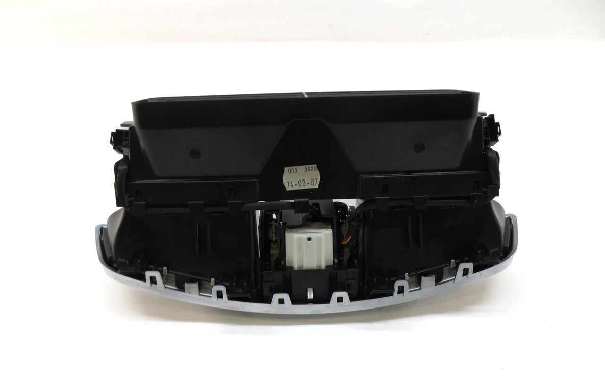 Thumbnail 4: 2007 MERCEDES S550 (W221) FRONT CENTER DASH HEATER A/C AIR VENT w/ CLOCK