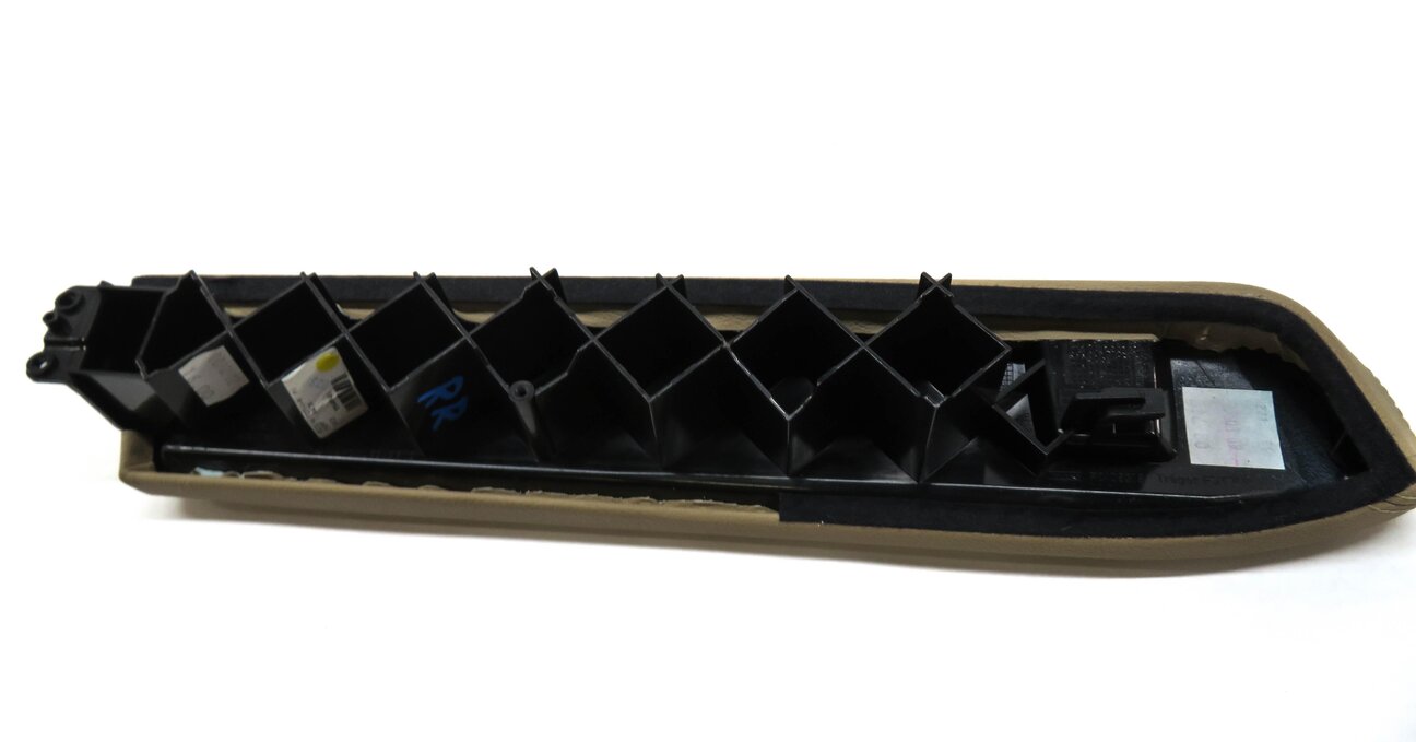 Thumbnail 3: 2010 MERCEDES S400 (W221) RIGHT REAR DOOR ARMREST (BROWN LEATHER 214A)
