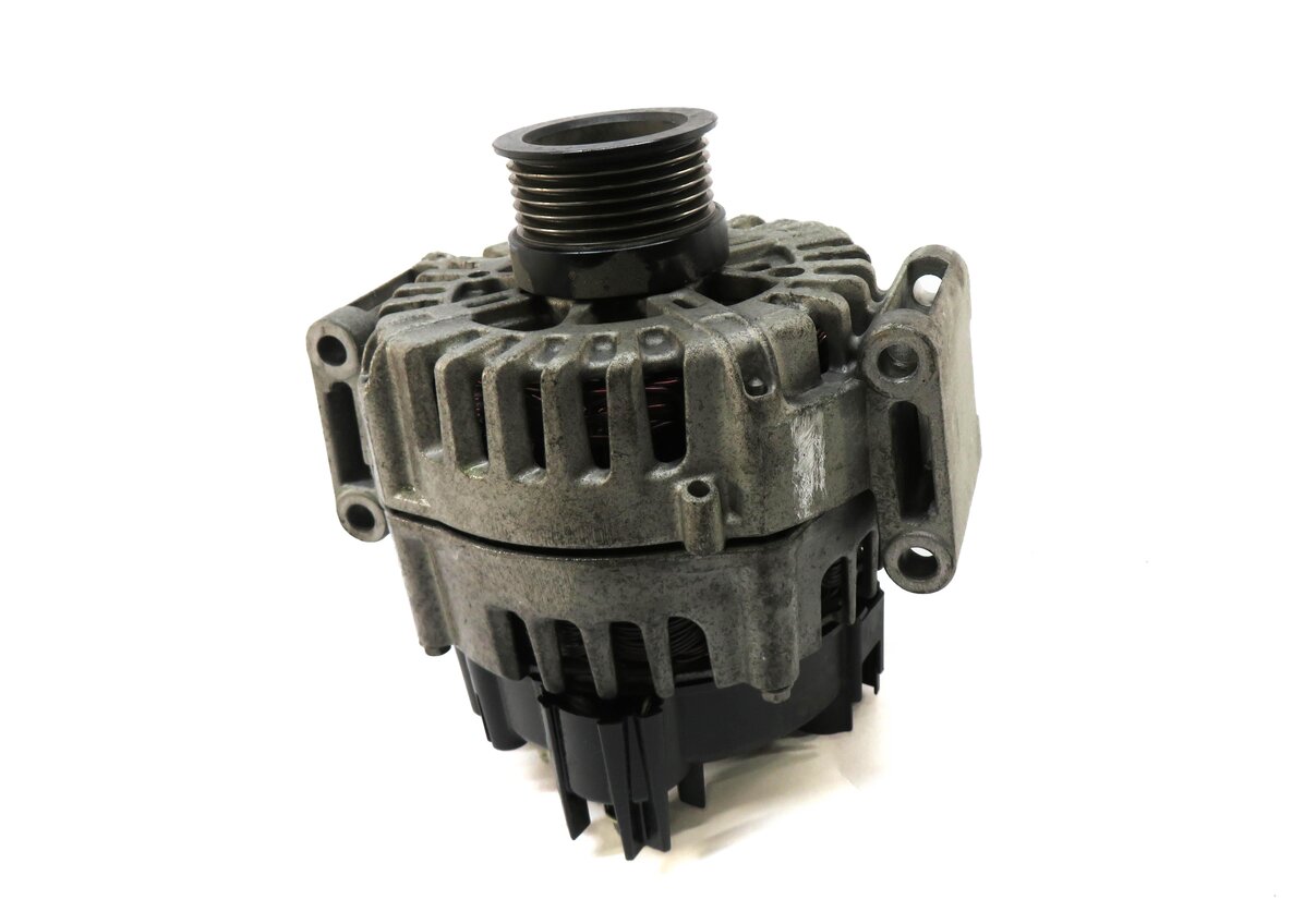 Thumbnail 2: 2010-2013 MERCEDES BENZ S400 (W221) HYBRID - 3.5L ENGINE 180 AMP ALTERNATOR