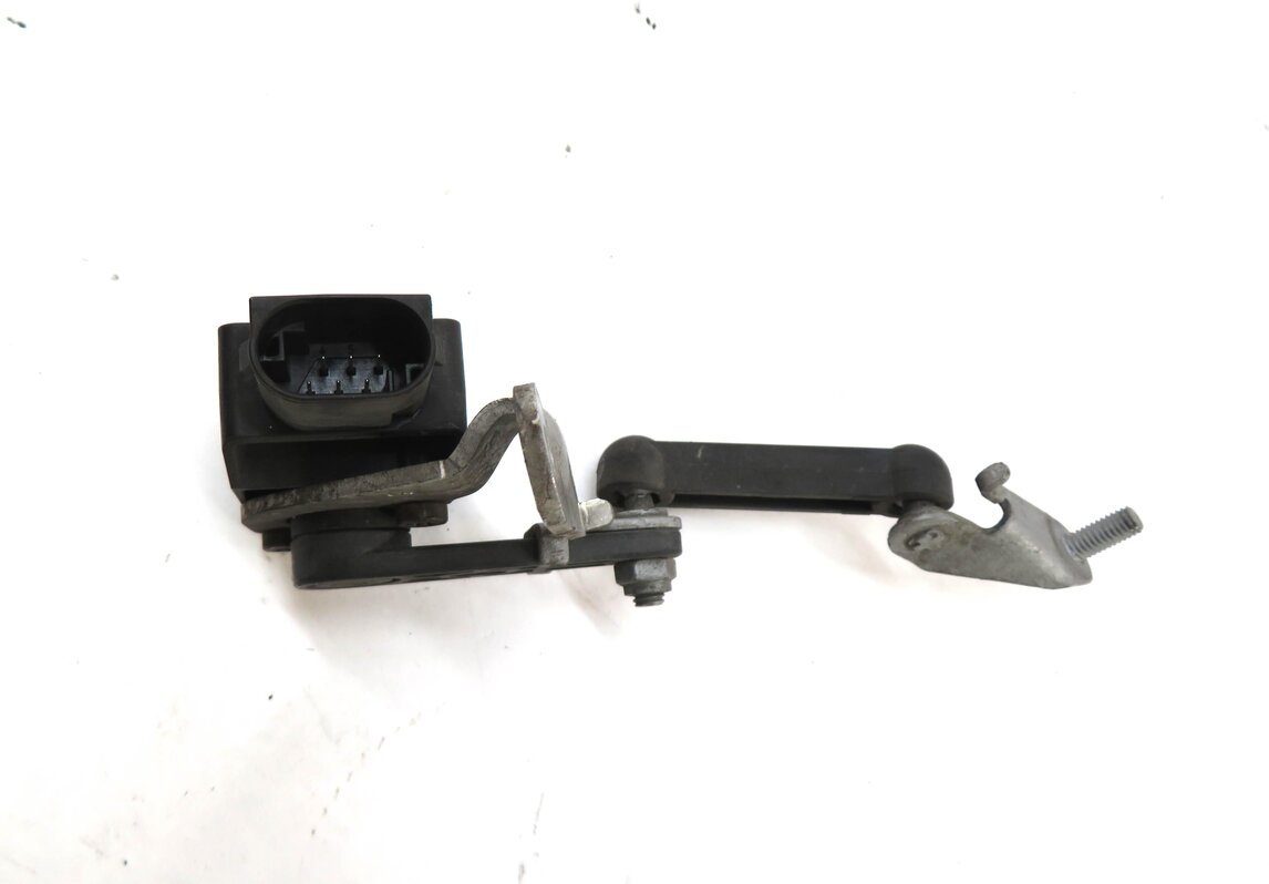 Thumbnail 3: 2014 BMW M6 ///M (F06) LEFT FRONT DRIVER SUSPENSION HEIGHT LEVEL SENSOR