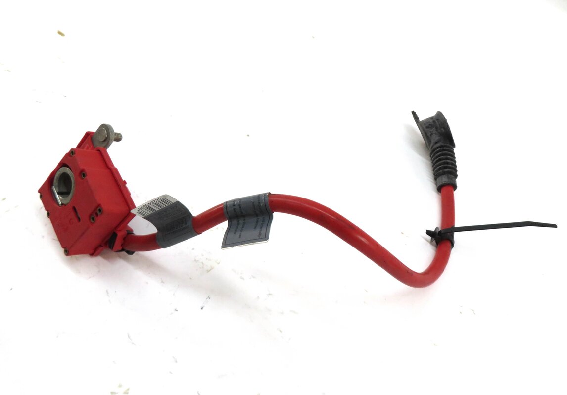 Thumbnail 3: 2014 BMW M6 ///M (F06) POSITIVE BATTERY CABLE SRS