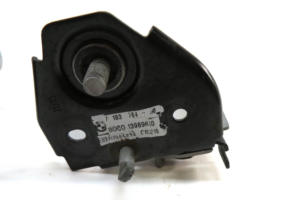Thumbnail 5: 2014 BMW M6 ///M (F06) FRONT LEFT & RIGHT HOOD LOCK LATCH SET-2