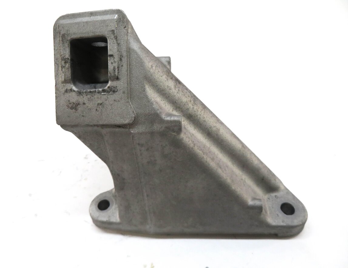 Thumbnail 3: 2014 BMW M6 ///M (F06) 4.4L S63 TWIN TURBO ENGINE MOTOR MOUNT BRACKET SET