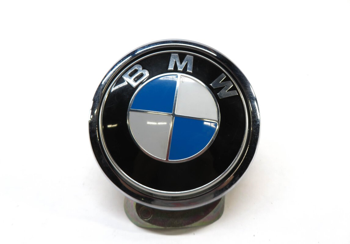 Thumbnail 2: 2014 BMW M6 ///M (F06) REAR TRUNK EMBLEM LOGO BADGE NAME PLATE SYMBOL