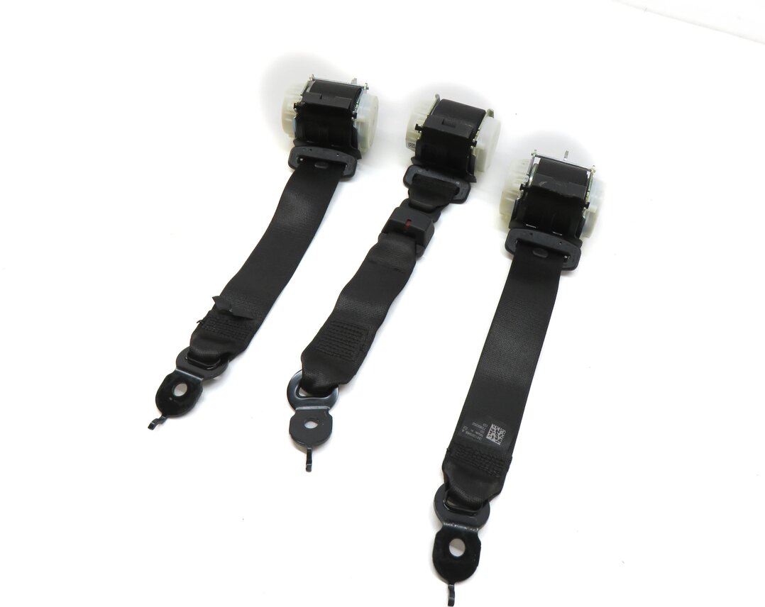 Thumbnail 1: 2014 BMW M6 ///M (F06) GRAN COUPE REAR SEAT SEATBELT RETRACTOR SET-3 (BLACK)