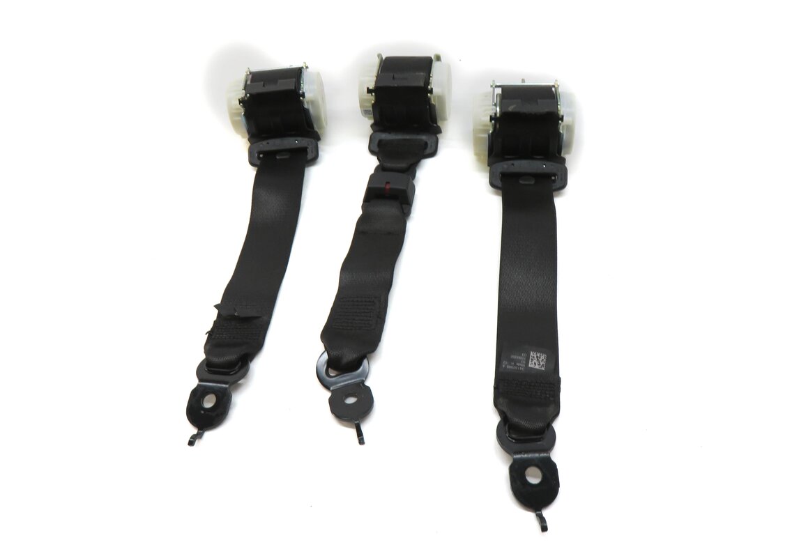 Thumbnail 2: 2014 BMW M6 ///M (F06) GRAN COUPE REAR SEAT SEATBELT RETRACTOR SET-3 (BLACK)
