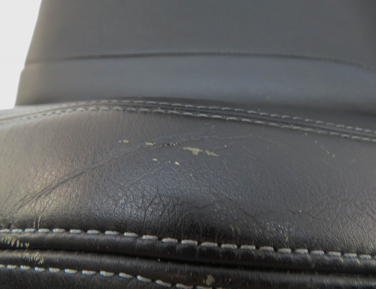 Thumbnail 6: 2014 BMW M6 (F06) RIGHT FRONT PASSENGER UPPER TOP HEATED SEAT CUSHION (BLACK)
