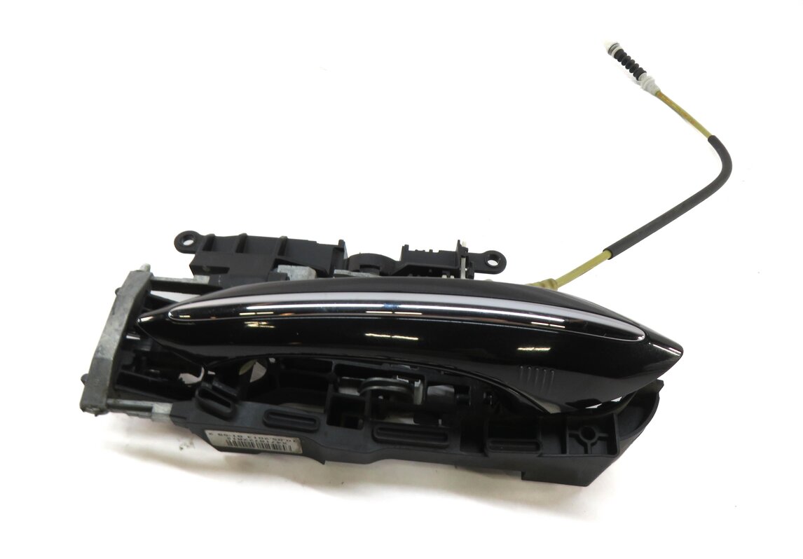 Thumbnail 2: 09-19 BMW 5 6 7 SERIES (F01 F10 F12) RIGHT FRONT COMFORT DOOR HANDLE (BLACK)