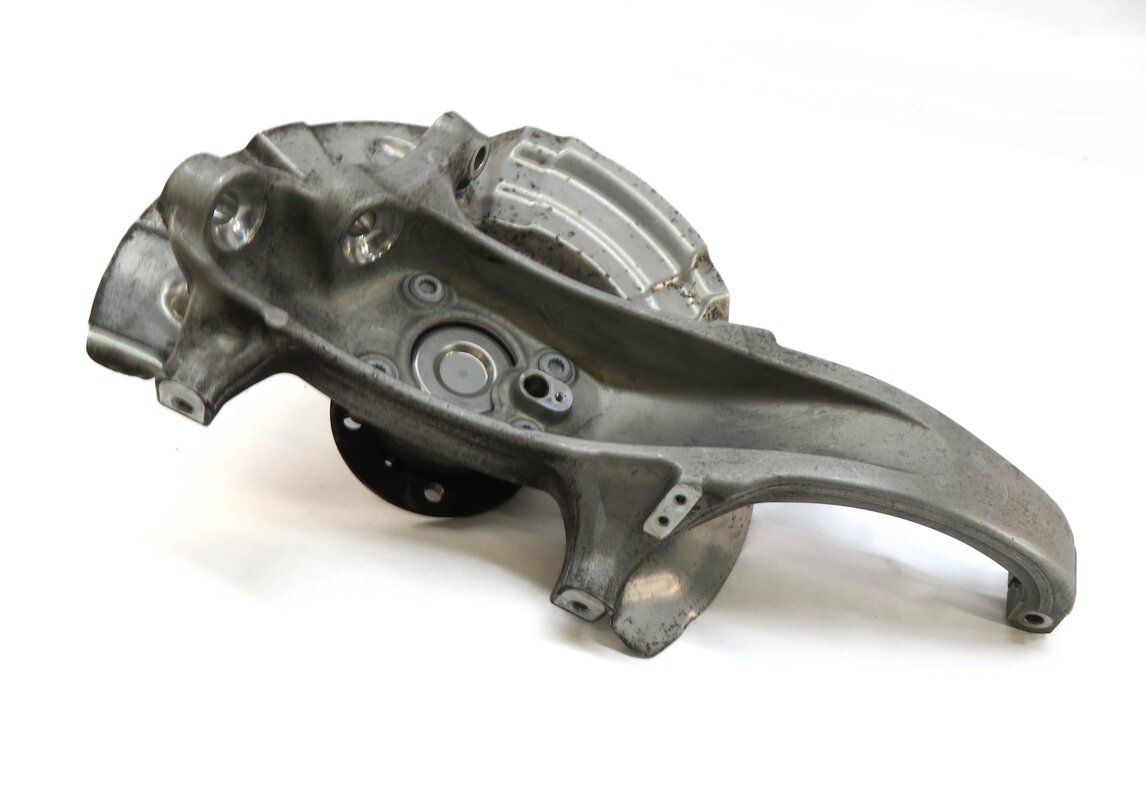 2012-2019 BMW M5 M6 ///M (F06 F10 F12 F13) RIGHT FRONT PASSENGER SPINDLE KNUCKLE