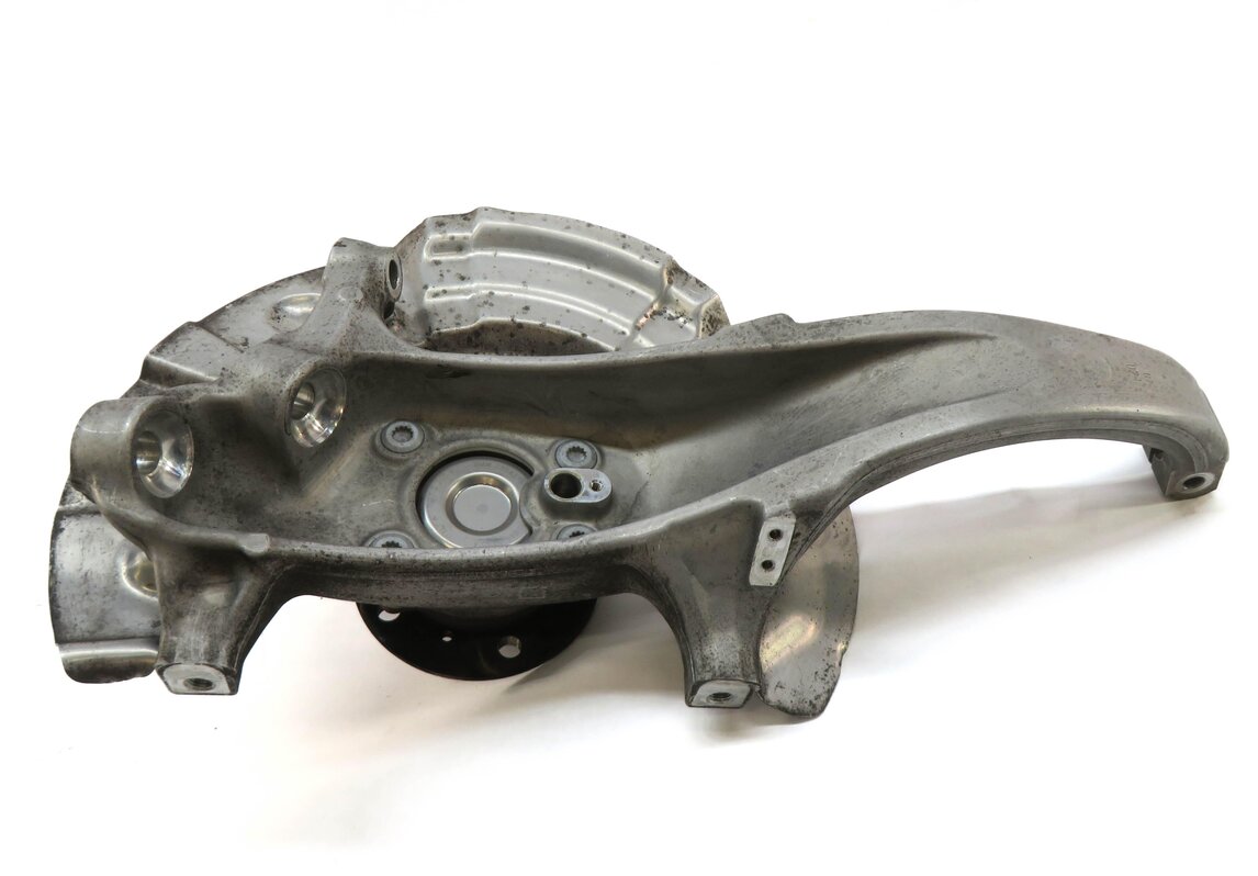 Thumbnail 2: 2012-2019 BMW M5 M6 ///M (F06 F10 F12 F13) RIGHT FRONT PASSENGER SPINDLE KNUCKLE