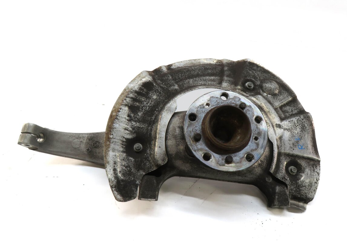 Thumbnail 4: 2012-2019 BMW M5 M6 ///M (F06 F10 F12 F13) RIGHT FRONT PASSENGER SPINDLE KNUCKLE
